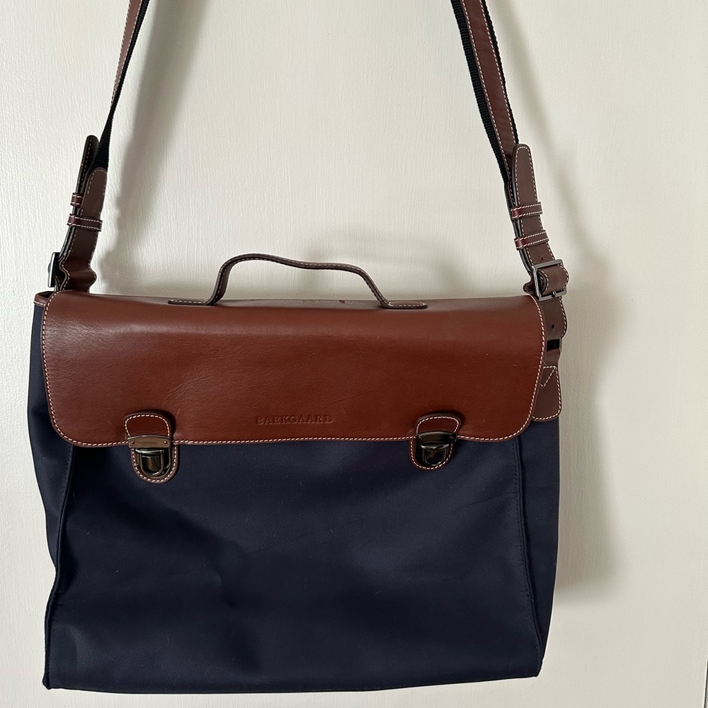 Baekgaard Messenger Bag